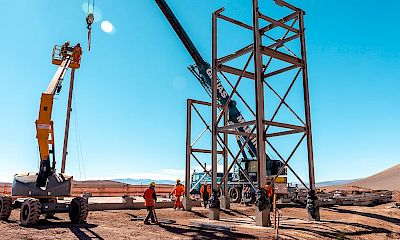 Tertiary crusher: Ore transfer tower No 2 structure installation work