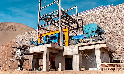 Tertiary crusher: HPGR feed bin structure installation work