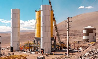 Agglomeration plant: Cement silos and Surge bin erection completed