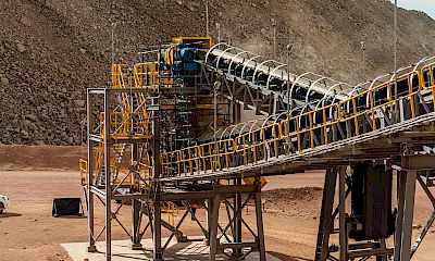 Secondary crushing circuit: Transfer tower pre-commissioning with ore